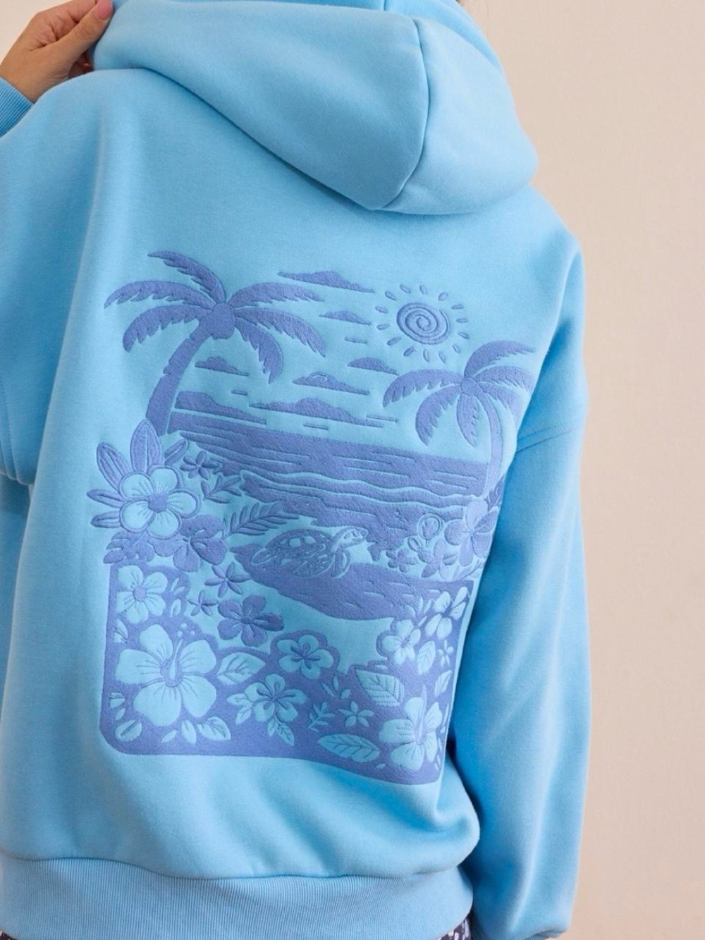 NEW Altar’d State AS Revival Embroidered Blue Meet Me at the Beach Hoodie Size M